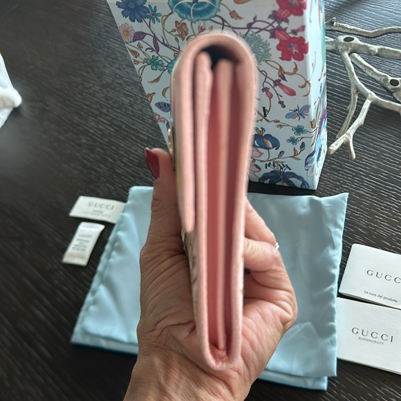 Limited Edition Gucci Marmont Wallet💕🌸🌺🌷 - Picture 6 of 13